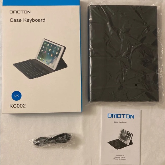 OMOTON Detachable Keyboard Case KC002 Black 10.2/10.5" Screen For Apple, Samsung - Picture 1 of 4